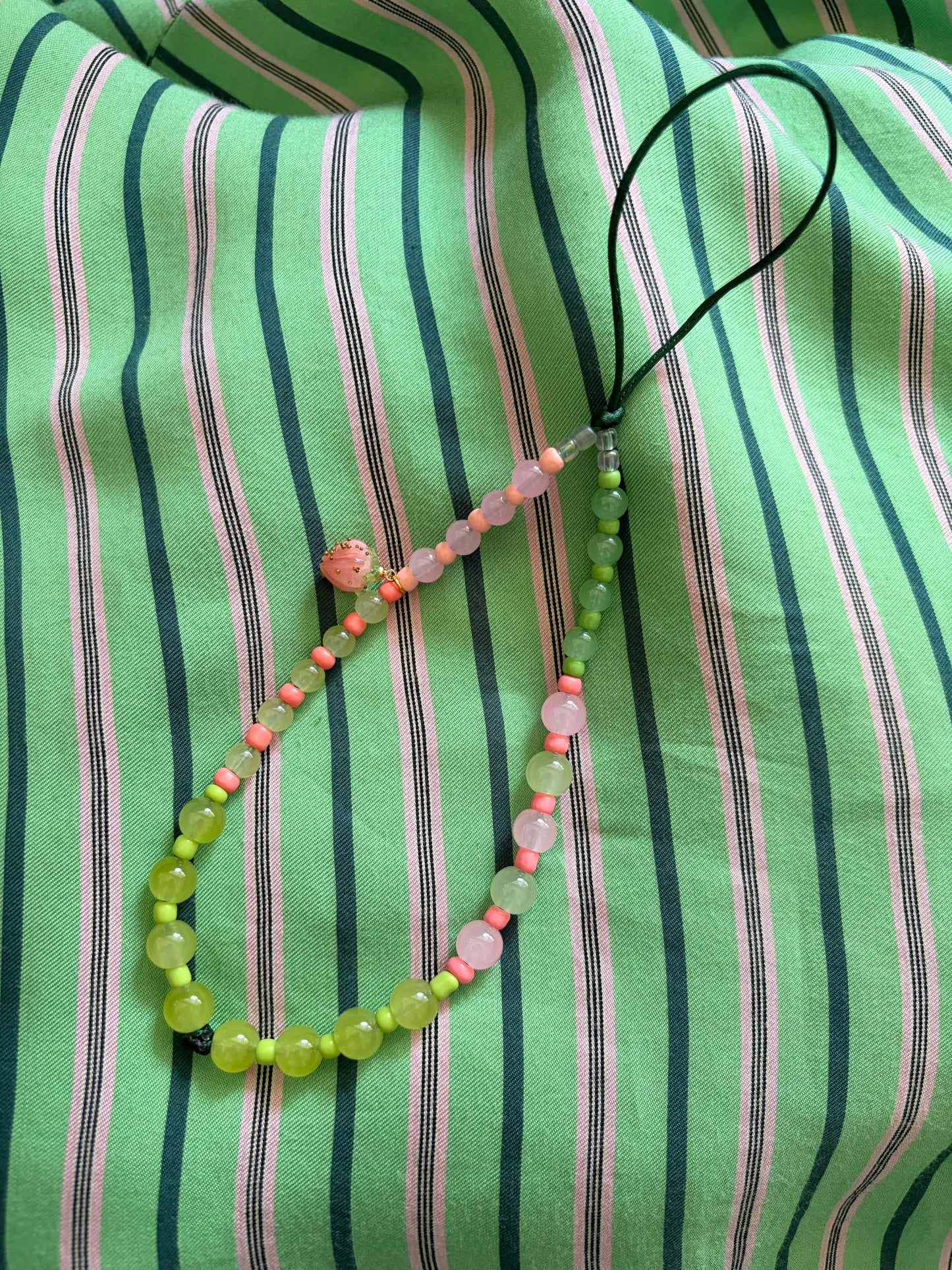 STRAWBERRY MATCHA KINDLE CHAIN