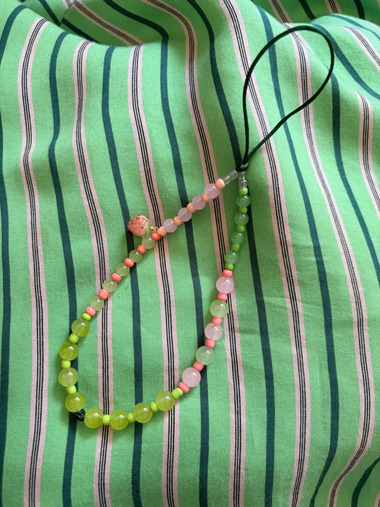 STRAWBERRY MATCHA KINDLE CHAIN