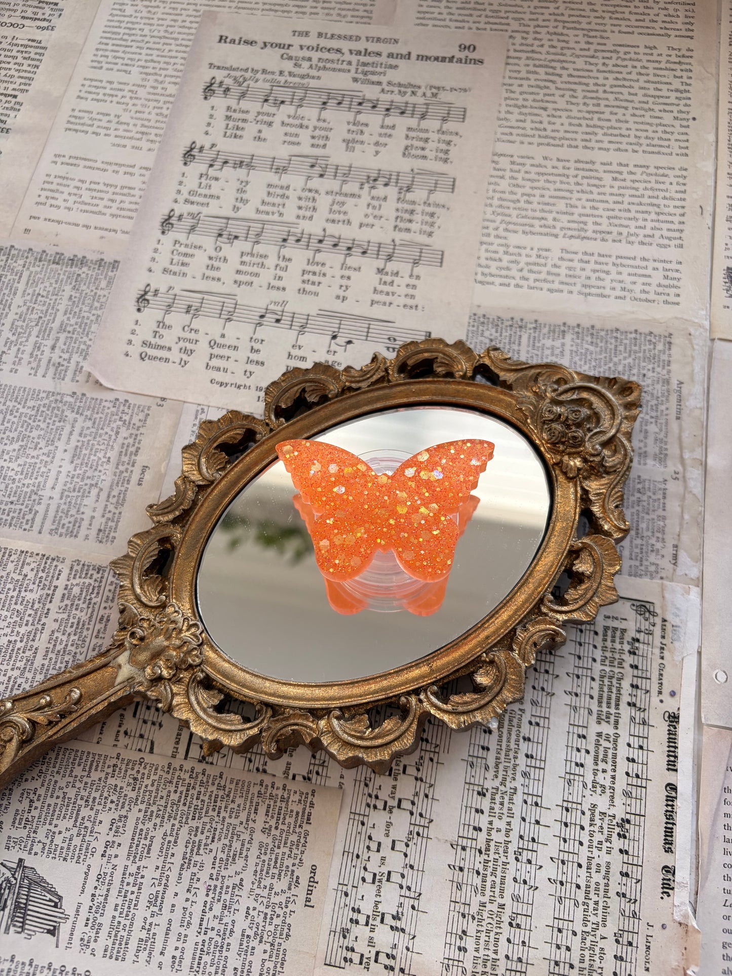 BUTTERFLY KISS KINDLE GRIP