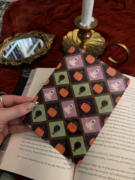 GHOSTLY GLAM KINDLE INSERT