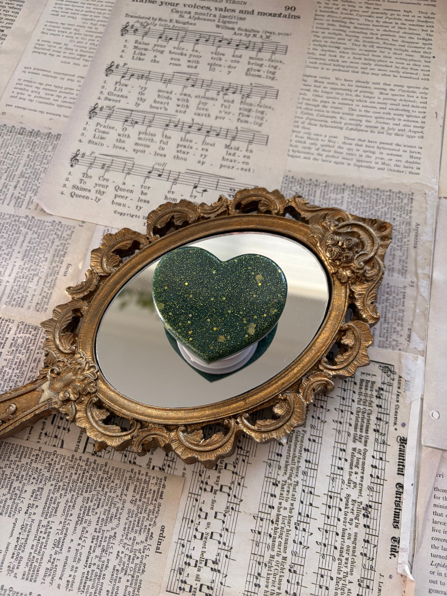 HEARTTHROB KINDLE GRIP