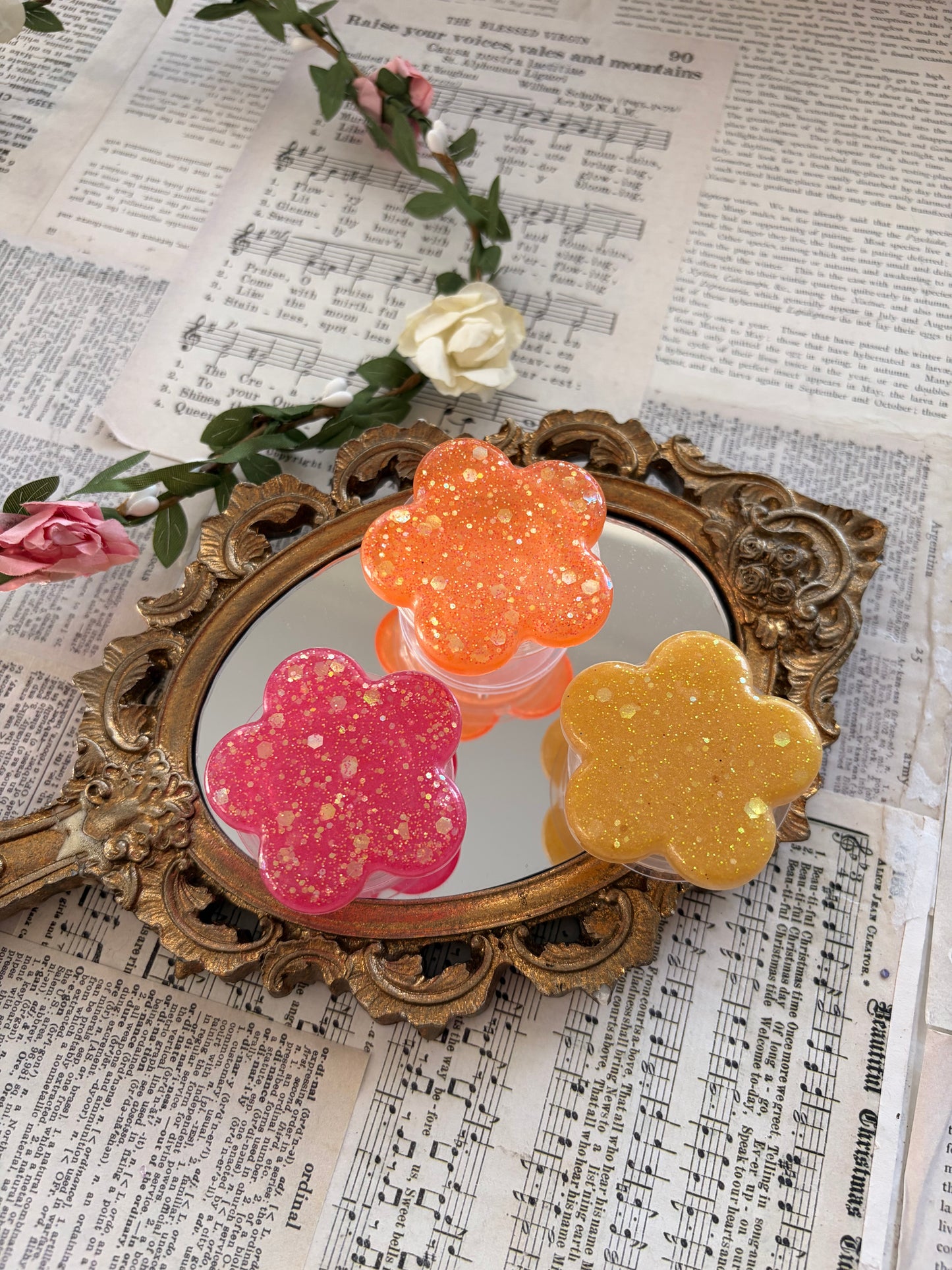 DAISY DAYDREAM KINDLE GRIP