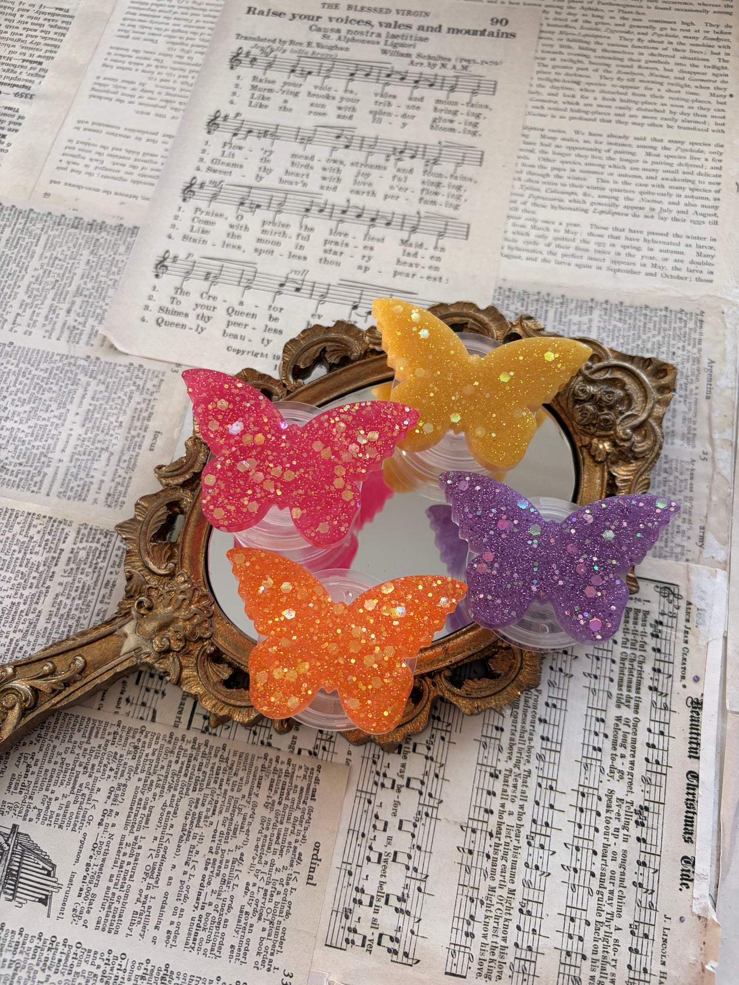 BUTTERFLY KISS KINDLE GRIP
