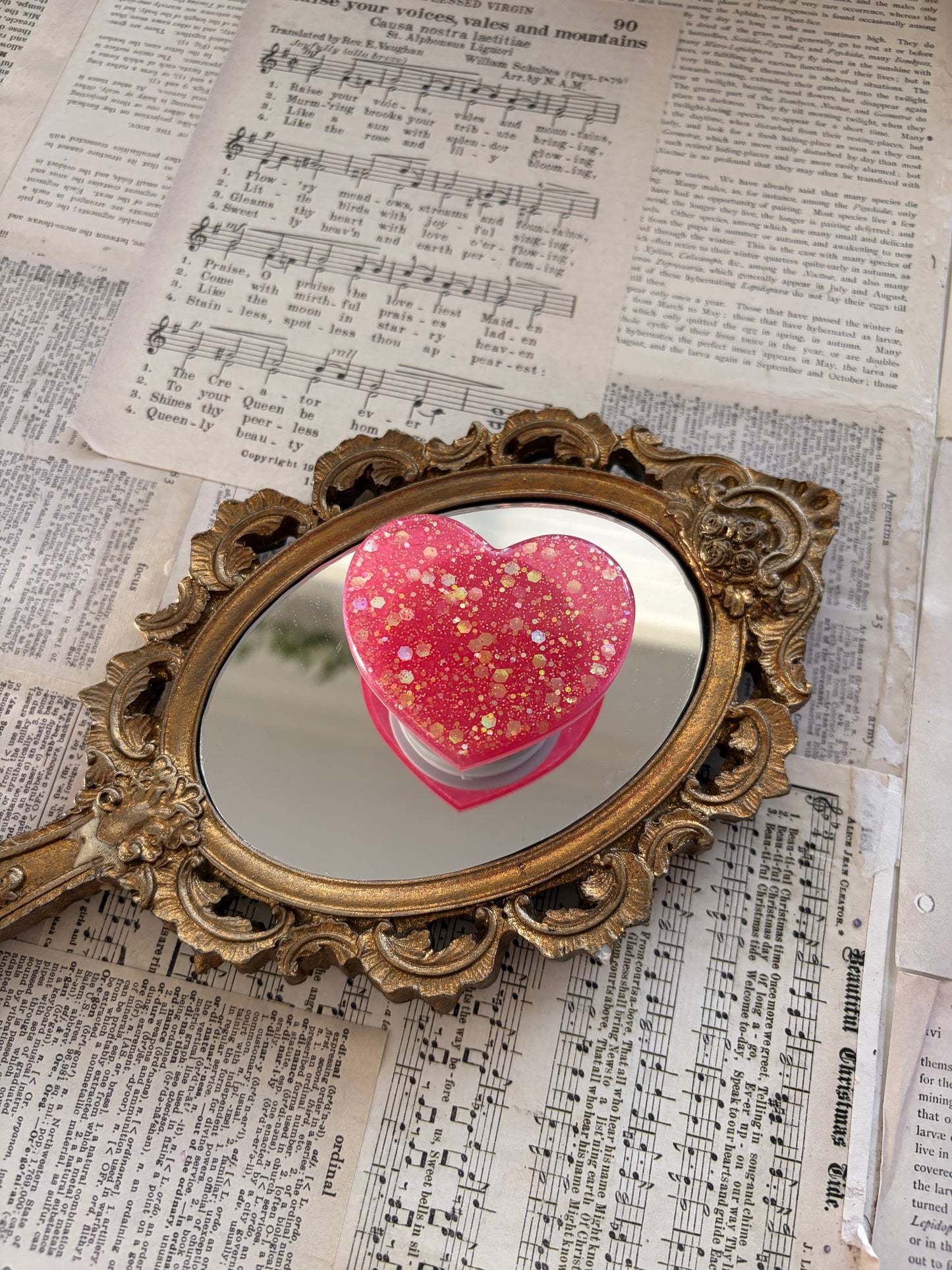 HEARTTHROB KINDLE GRIP